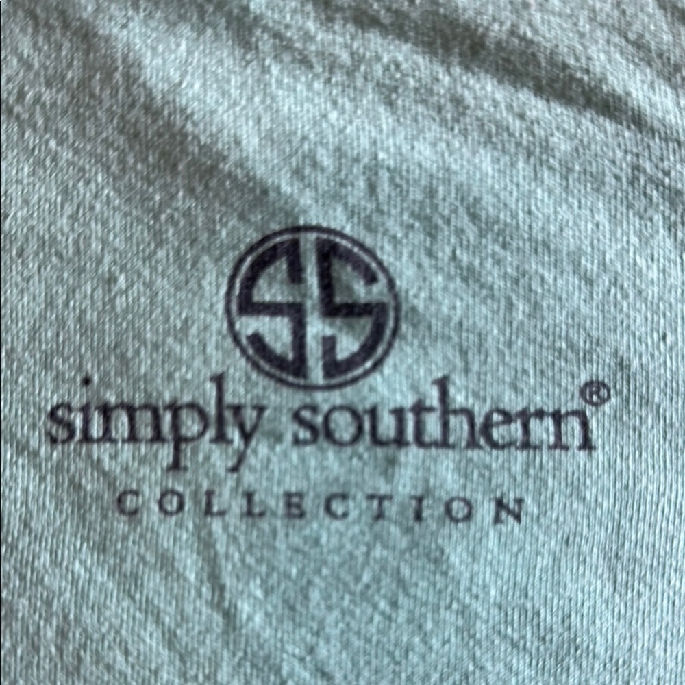 Simply Southern Pink and Green Seahorse Distressed Graphic Short Sleeve Tee L - Picture 4 of 5
